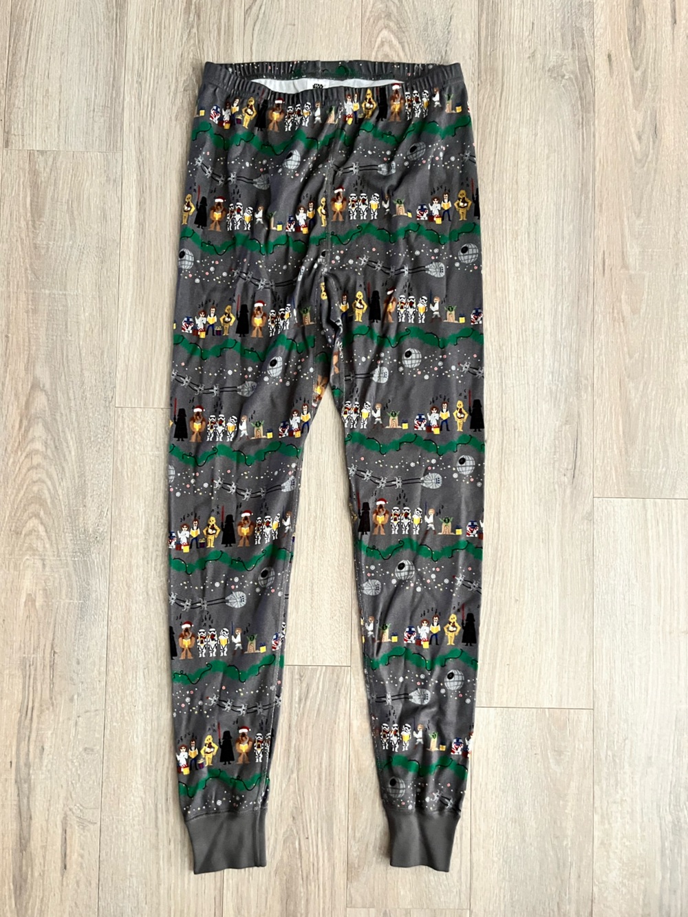 Hanna Andersson Women’s Star Wars Holiday Pajama Pants - Size Large